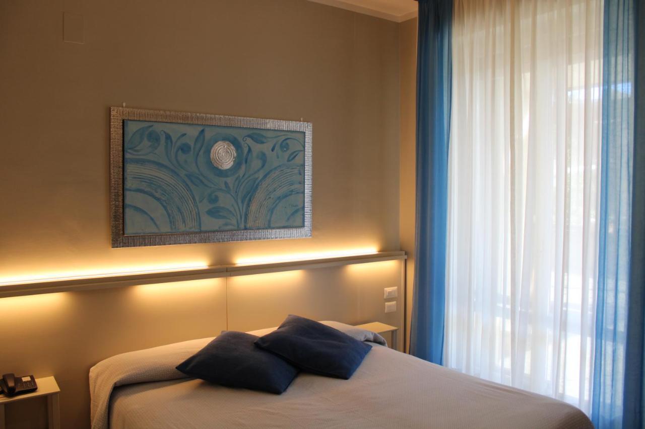 Hotel Delfina Signa Eksteriør bilde